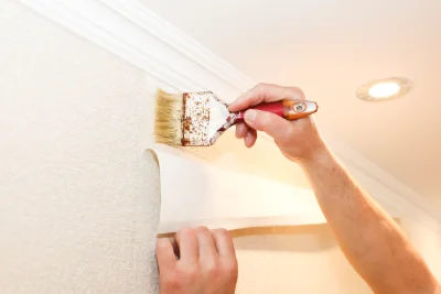 Pose de papier peint à Bazemont — revêtements muraux et toiles de verre